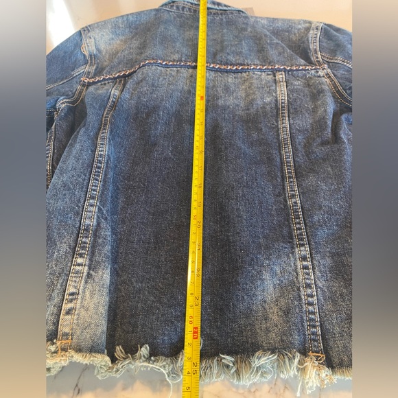 Vintage style Denim Jean Jacket with embellishments. Size M - made in Italy - Picture 11 of 16